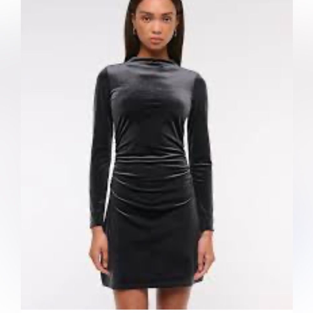 Abercrombie & Fitch Black Velvet Long-Sleeve Mini Dress